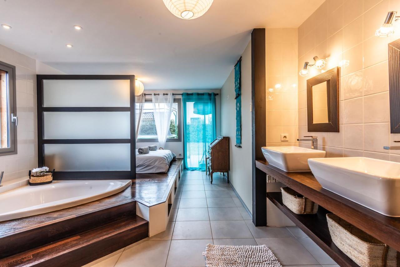 Villa Tout Confort - Piscine - Montagnes - Lac - Parking Armoy 외부 사진