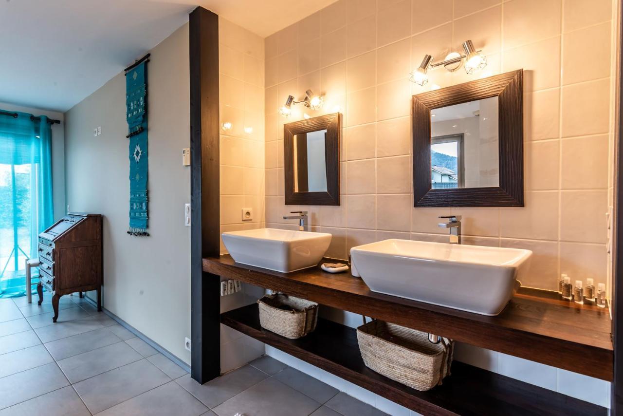 Villa Tout Confort - Piscine - Montagnes - Lac - Parking Armoy 외부 사진