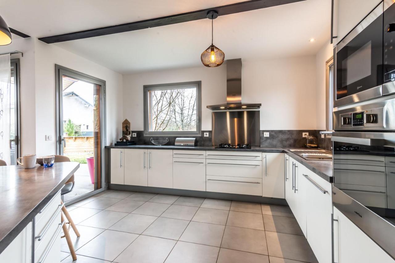 Villa Tout Confort - Piscine - Montagnes - Lac - Parking Armoy 외부 사진